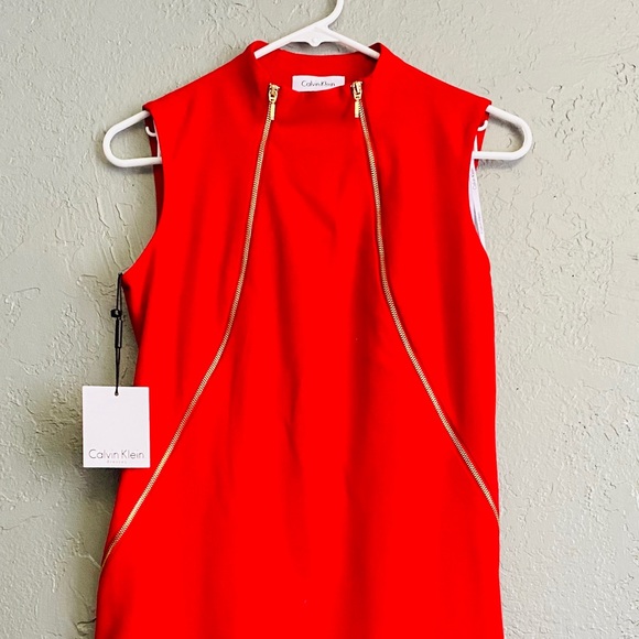 ❤️Calvin Klein NWT super sexy red zip up dress❤️ - Picture 4 of 5